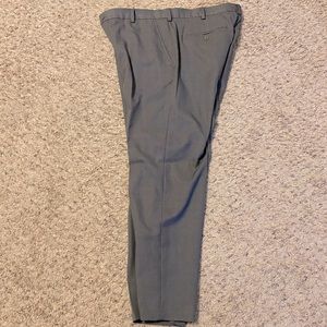 Men’s Van Heusen traveler style dress pant